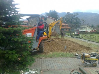 El Ayuntamiento colungués reforma el Parque "El Peñón" de La Isla - Concejo de Colunga