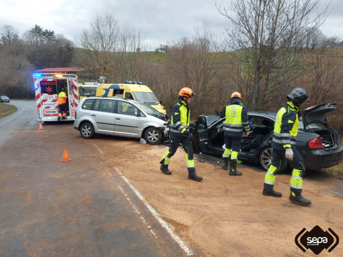 Accidente de tráfico en Cangas de Onís - Concejo de Cangas de Onís