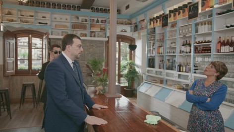 Adrián Barbón protagoniza un cameo sorpresa en el nuevo episodio de Los Fernández
