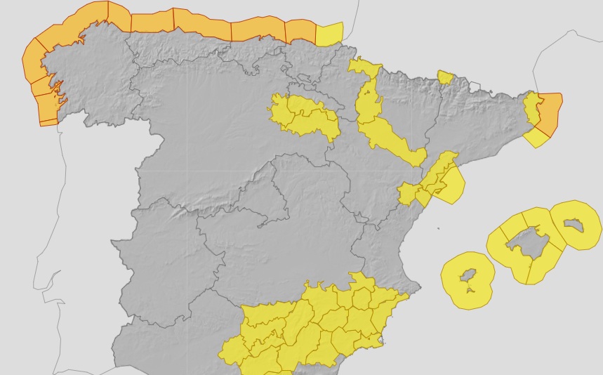 Aviso por fenómenos costeros en todo el litoral asturiano - Asturias