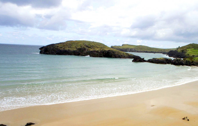 Agua playas más concurridas Llanes, apta para baño - Concejo de Llanes