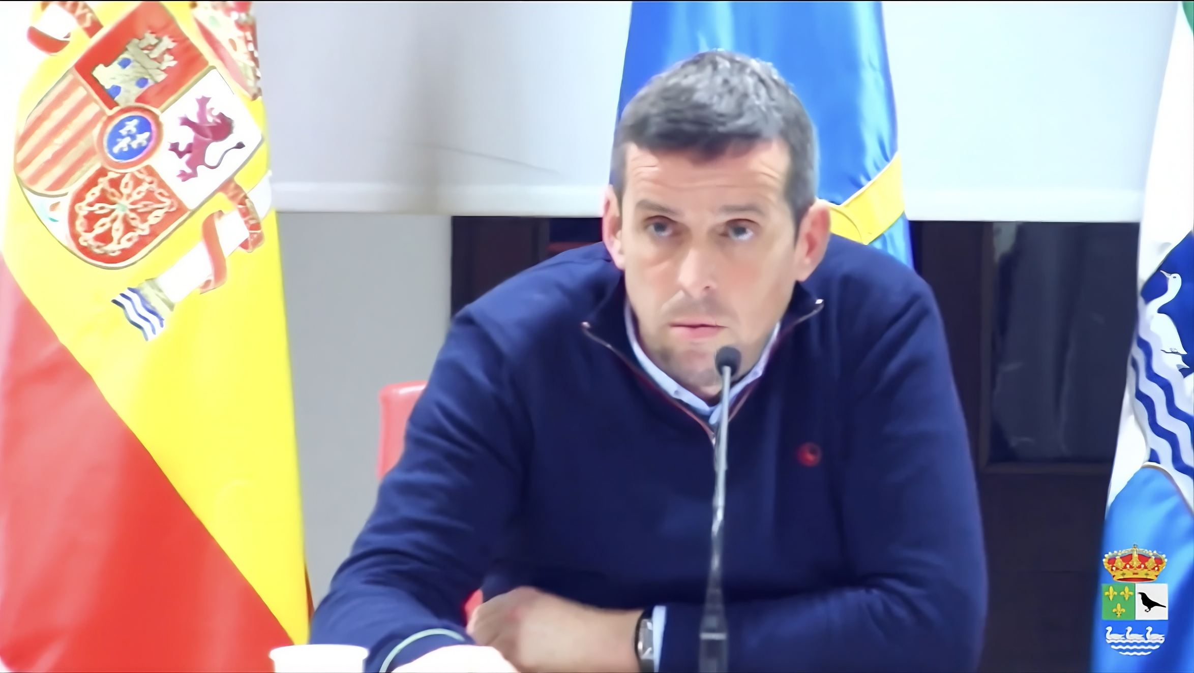 El alcalde de Colunga aclara la situación judicial del contrato del alumbrado público - Concejo de Colunga