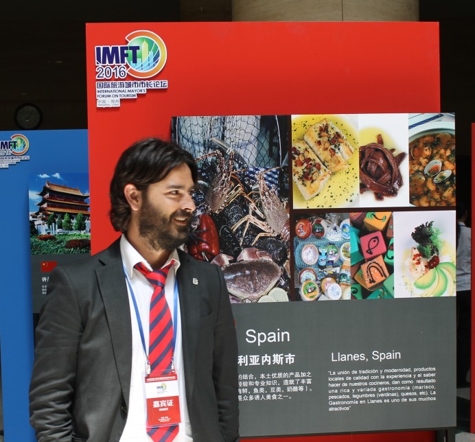 El Alcalde de Llanes participó en un foro internacional de turismo en China - Concejo de Llanes