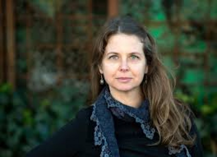 La directora Almudena Carracedo presenta el documental El silencio de otros este viernes en Laboral Cinemateca - Sociedad y Cultura