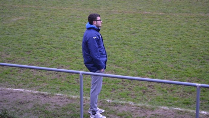 Álvaro Candás dimite como entrenador del Colunga - Concejo de Colunga
