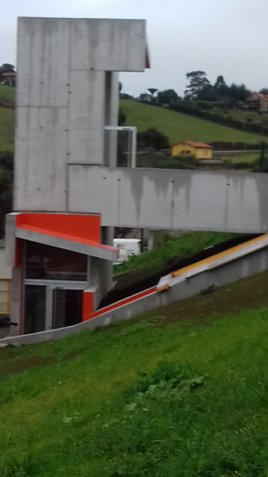 Ascensor a la Salud en Lastres - Concejo de Colunga