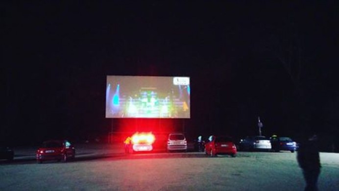 Primera sesión del autocine de Ribadesella - Concejo de Ribadesella