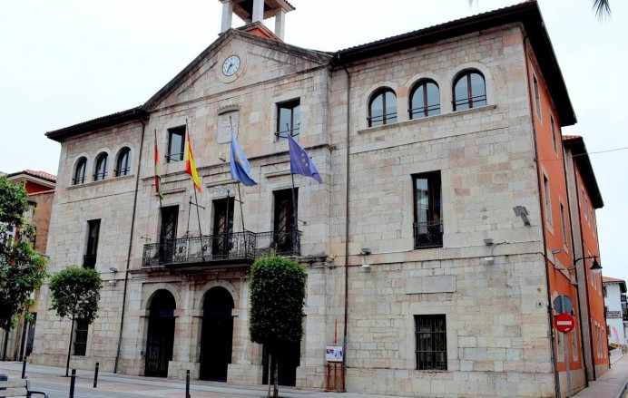  El PSOE acusa al gobierno local de Llanes de ocultar suelo para vivienda pública en el nuevo Plan General - Concejo de Llanes