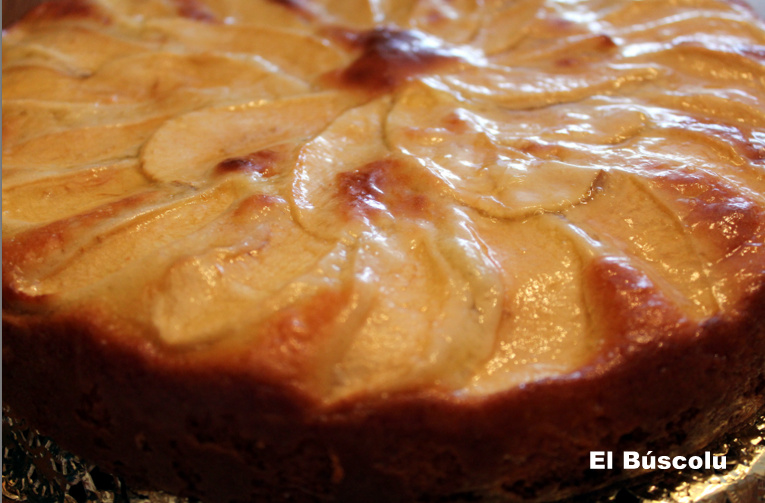 Bizcocho de manzana con canela - Les recetines