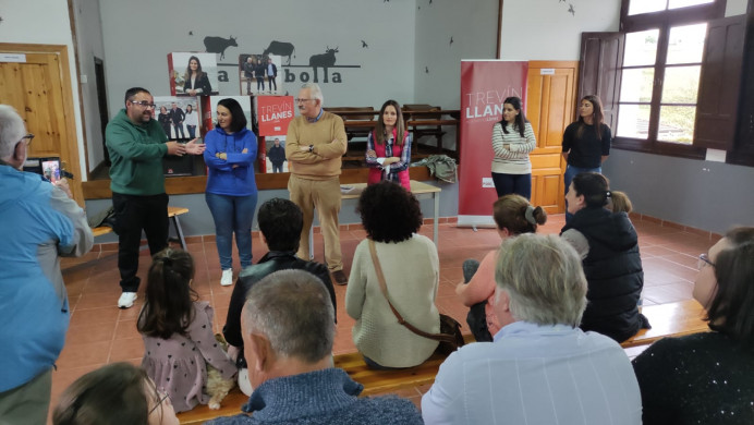 Trevín anuncia en La Borbolla un parque de vivienda pública de alquiler y propiedad, si gobierna  - Concejo de Llanes