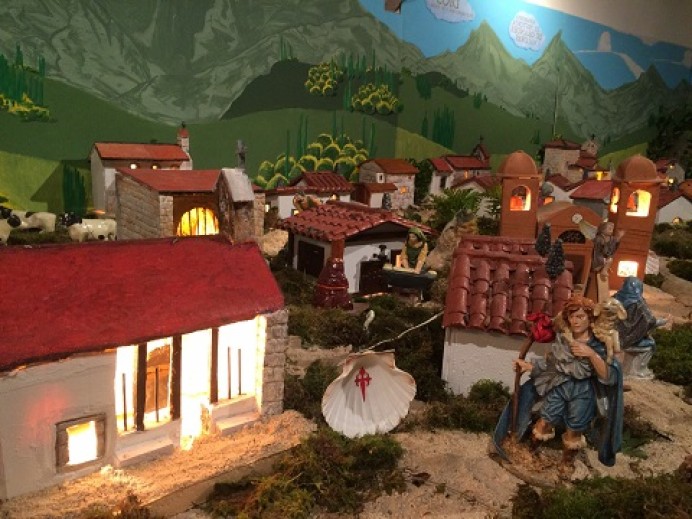 La iglesia de Colombres acoge decenas de belenes. - Concejo de Ribadedeva