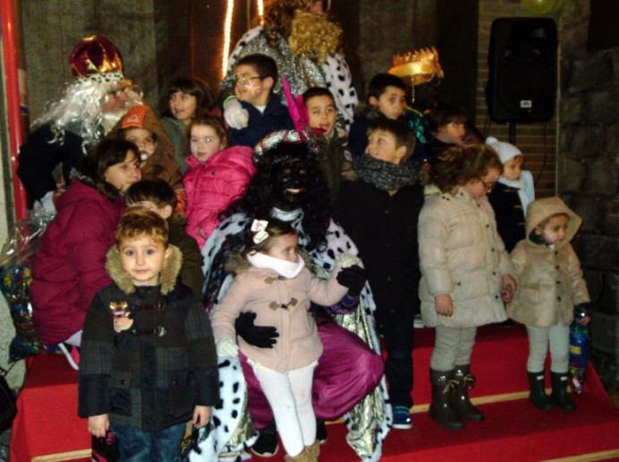 Los Reyes pasaron por Lastres - Concejo de Colunga