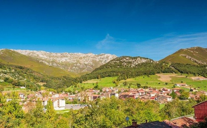 Cabrales sufre un 45% de cancelaciones turísticas tras los incendios, según INCATUR - Concejo de Cabrales