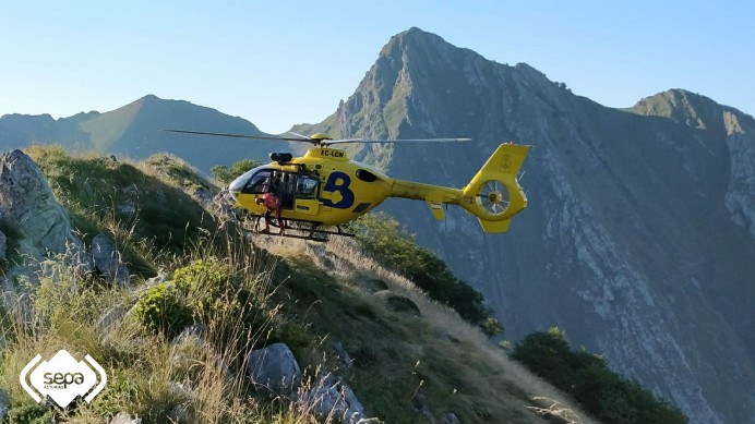 Rescatado un escalador herido en el Picu Urriellu tras sufrir una caída en la vía Amistad con el Diablo - Concejo de Cabrales