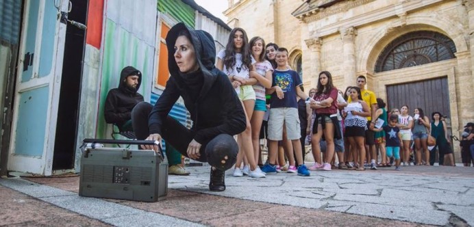 La Caja Escénica del Teatro de la Laboral acoge dos funciones de Lost Dog este domingo - Sociedad y Cultura