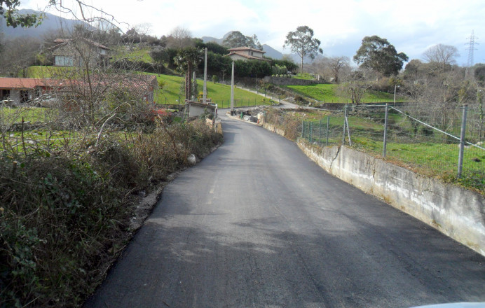 Fin obras mejora del camino El Ranchito, en Parres - Concejo de Llanes