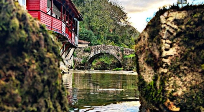 Cangas de Onís gana el premio al ‘Destino Rural Emblemático de España’ en los Premios Mencey Futurista de Honor - Concejo de Cangas de Onís