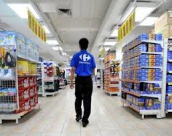 3.000 puestos de trabajo en Carrefour - Economía y Empleo