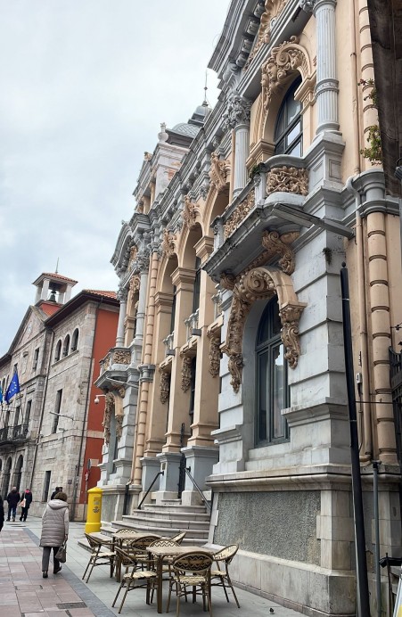 El PSOE de Llanes exige al bipartito actuar de inmediato en la rehabilitación del Casino - Concejo de Llanes