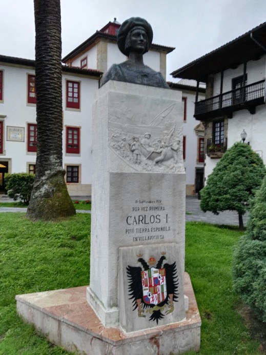 El Ayto de Villaviciosa rehabilita la estatua de Carlos I - Concejo de Villaviciosa