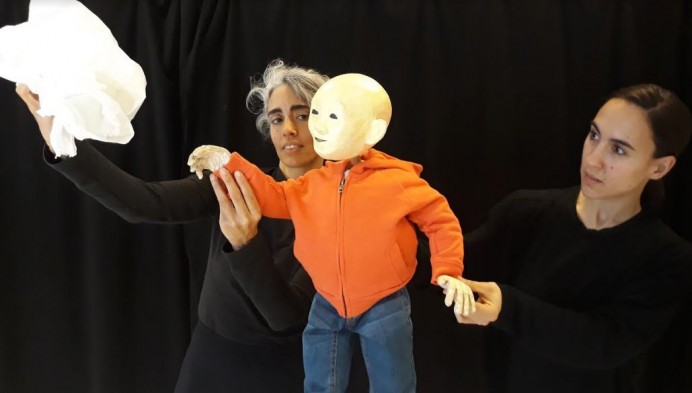 Winged Cranes ensaya su producción Chernóbil en el Teatro de la Laboral - Sociedad y Cultura