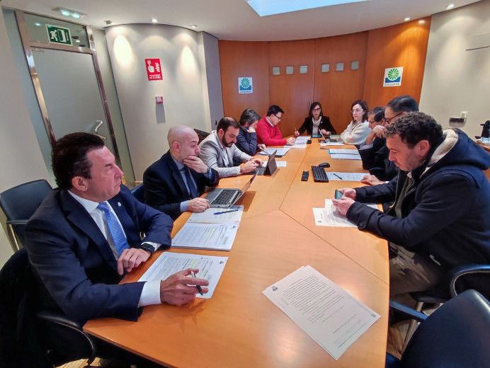 Cogersa asume la gestión directa del servicio de recogida separada de residuos - Asturias