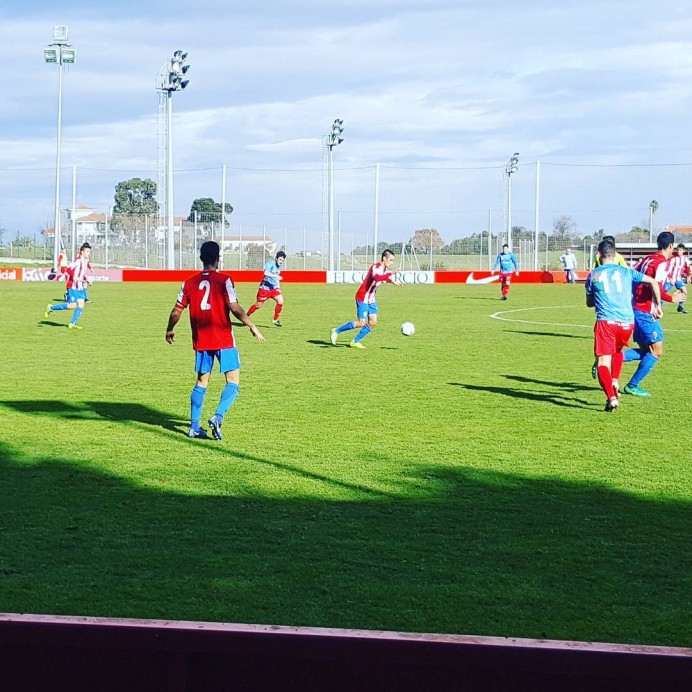 Real Sporting de Gijón B  4  -  C.D. Colunga 0 - Deportes