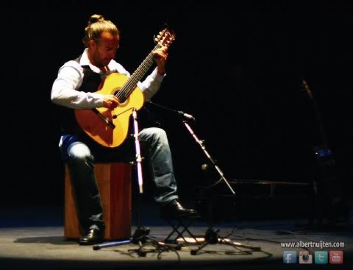 Concierto de guitarra del holandés Albert Nuijten en Llanes - Concejo de Llanes