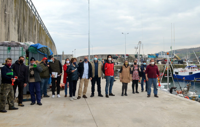 Ayuntamiento de Llanes apoya pescadores Cofradía Santa Ana - Concejo de Llanes