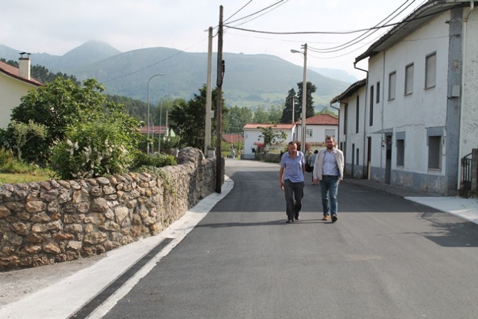 Concluidas las obras en el entorno del Consultorio de Villamayor - Concejo de Piloña