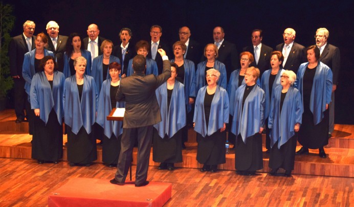 La Agrupación Coral Concejo de Llanes participó en el XXV Certamen de Habaneras de Avilés - Concejo de Llanes