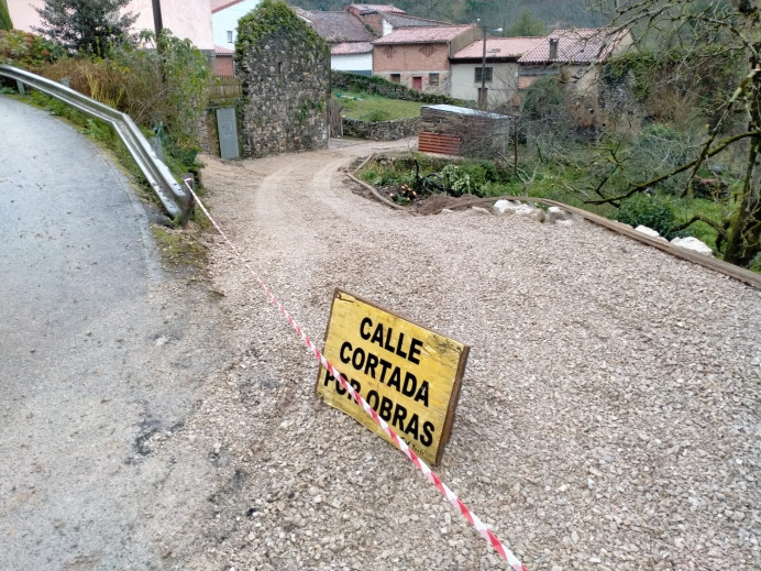 Pavimentación en Cortines - Concejo de Llanes