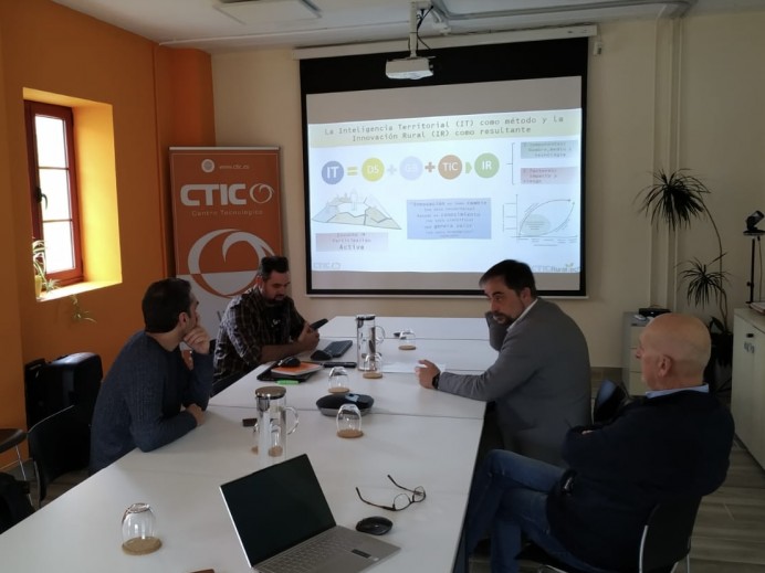 Medio Rural y el CTIC RuralTech crean una red de sensores para prevenir incendios en los montes del valle de Arroes, Pión y Candanal - Concejo de Villaviciosa