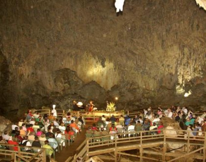 Plazas completas para el cuentacuentos en la Cuevona de Ardines de este sábado - Concejo de Ribadesella