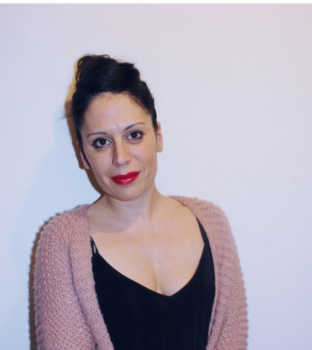 La gijonesa Davinia Martínez presenta en la LIBRERÍA CENTRAL de Gijón su poemario ilustrado "El fantasma y la fulana" - Sociedad y Cultura