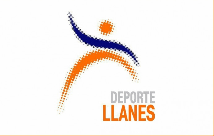 Cesión dos porterías fútbol 7 a Escuela Fútbol Cabrales - Concejo de Llanes