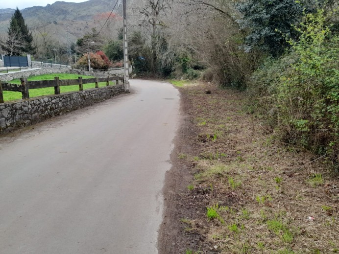 El Ayuntamiento de Llanes avanza en el Plan Municipal de Desbroce - Concejo de Llanes