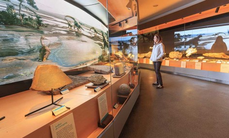 El MUJA organiza visitas guiadas, talleres y actividades familiares del 25 al 26 de abril en Asturias