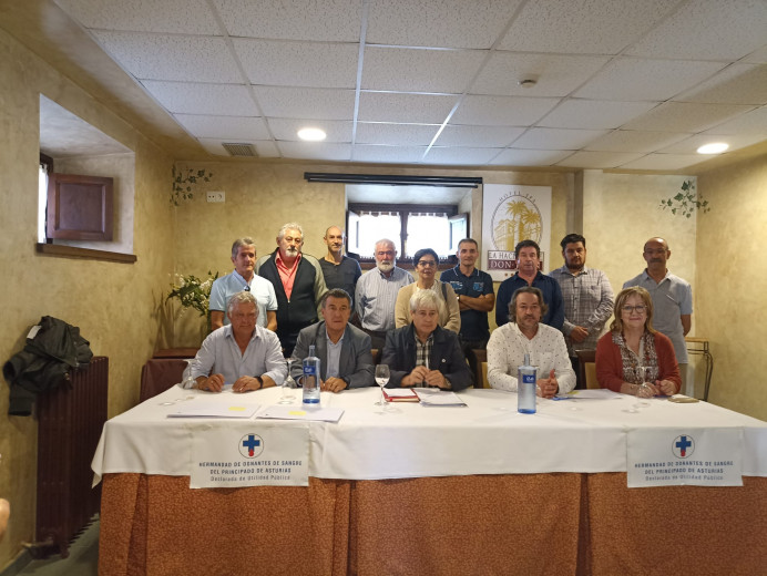 Acto de homenaje a los donantes de sangre. - Concejo de Llanes