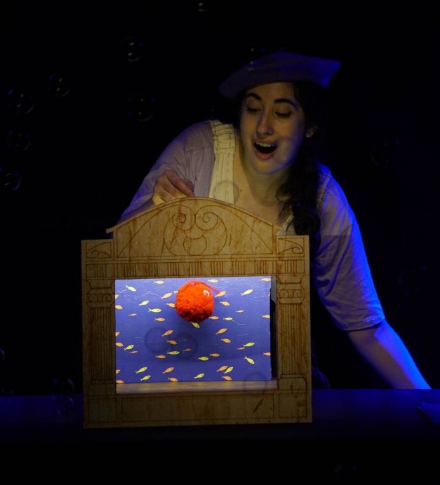 El teatro más pequeño del mundo - Concejo de Cangas de Onís