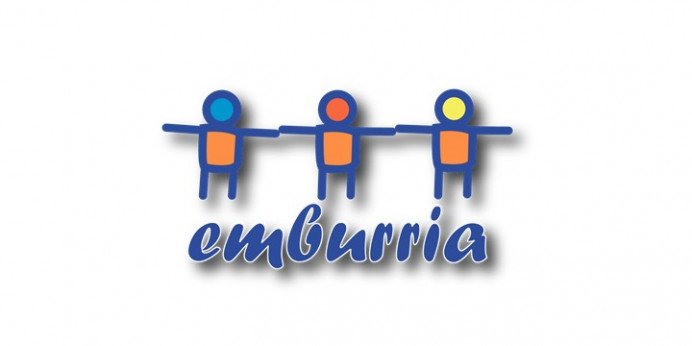 Parres pone en marcha un proyecto de adaptación al medio acuático de la mano de Emburria - Concejo de Parres