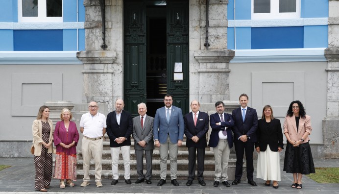 Barbón llama a reforzar la relación con la emigración para impulsar nuevas oportunidades para Asturias