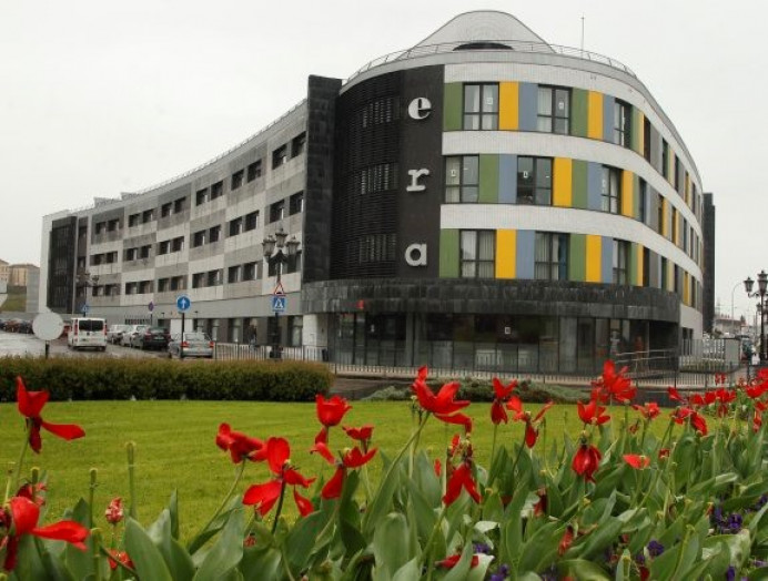 El Gobierno de Asturias pone en marcha la mesa de trabajo para transformar el modelo asistencial en las residencias - Asturias