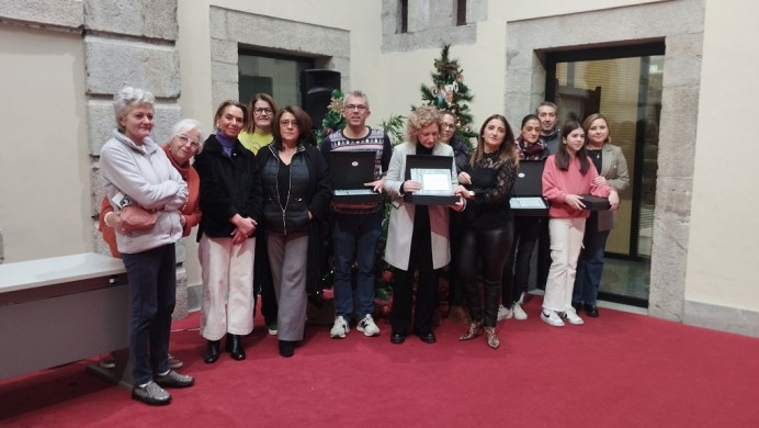 Llanes convoca los concursos de escaparates y fachadas de Navidad 2025 - Concejo de Llanes
