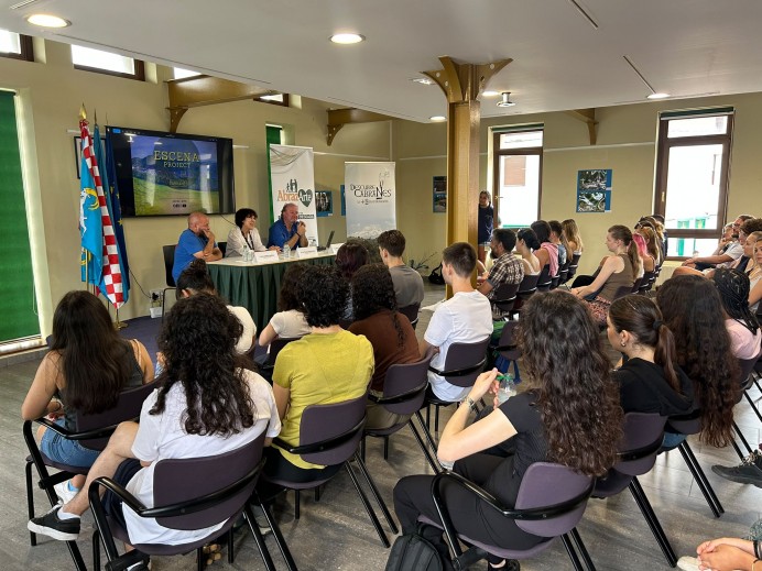 Cabranes se convierte en punto de encuentro europeo para combatir la soledad no deseada a través del arte