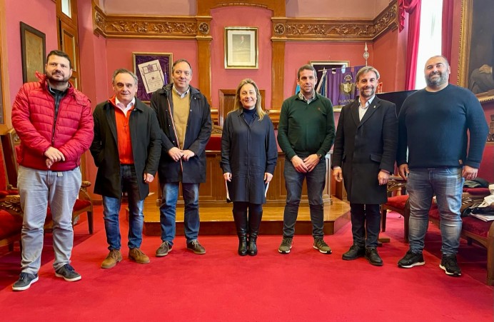 Los seis concejos de la Comarca de la Sidra se suman a la red autonómica de Les Escuelines - Comarca de la Sidra