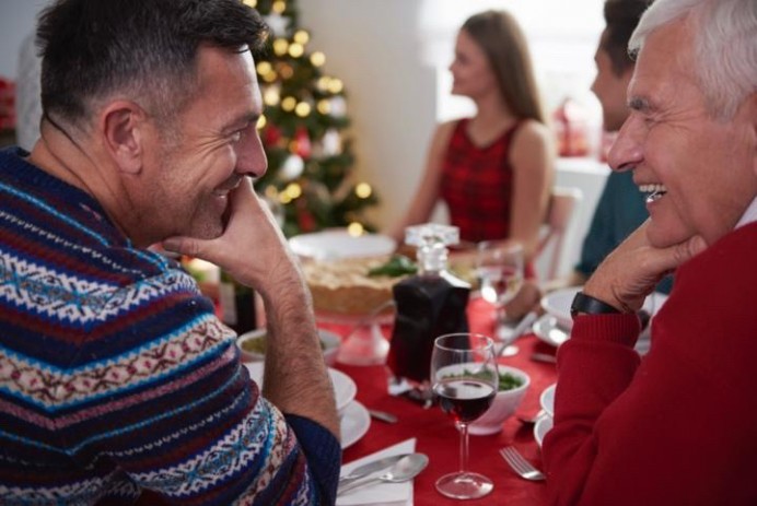 El 51,4% de los asturianos admite que no disfrutará de esta Navidad por culpa del ‘cuñao’ - Asturias