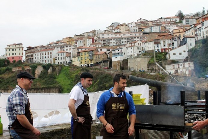 Video resumen del I Festival de la Xarda de Llastres - Concejo de Colunga