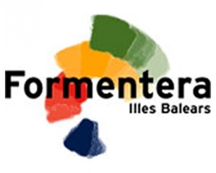 Formentera: Cuatro ventanas a un nuevo Paraíso - Turismo