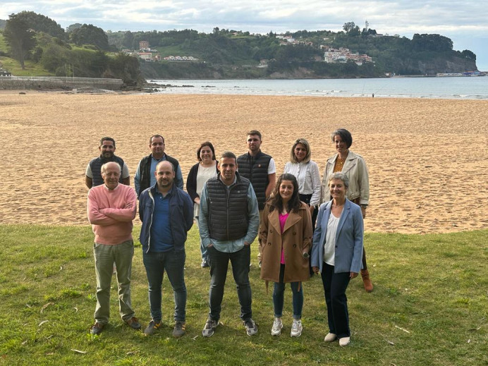 FORO Asturias - El candidato de FORO Asturias, José Ángel Toyos, aspira a alcanzar la Alcaldía de Colunga porque somos gente joven del concejo, ilusionada con nuevos proyectos para dinamizar el concejo - Concejo de Colunga